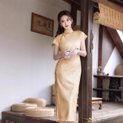 淡金简梦鹅黄色古法新中式素雅全开襟旗袍女日常可穿长款连衣裙
