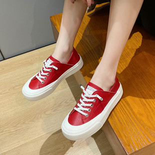 头层牛皮小白鞋女2024春季新款圆头原创休闲两穿学生平底红色板鞋