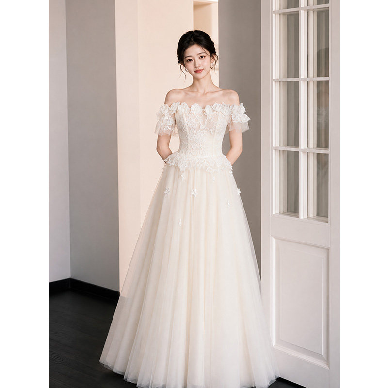 一字肩超仙简约法式新娘结婚轻婚纱森系订婚甜美主纱出门纱气质图片