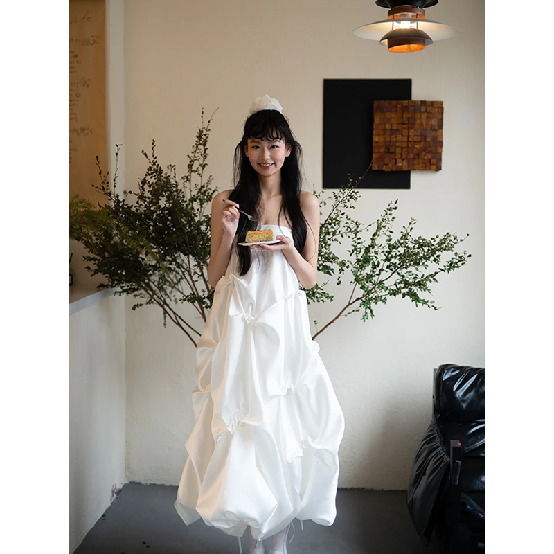 小众高级感抹胸森系法式轻婚纱出门纱新娘订婚领证成人礼礼服裙