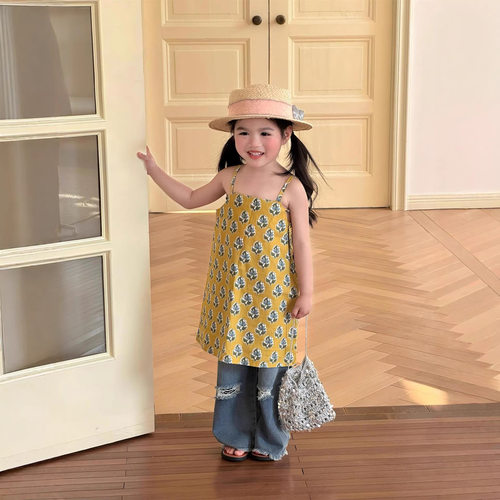 2026夏季女童气质显白黄色满印花朵吊带裙后背系带设计宽松背心裙