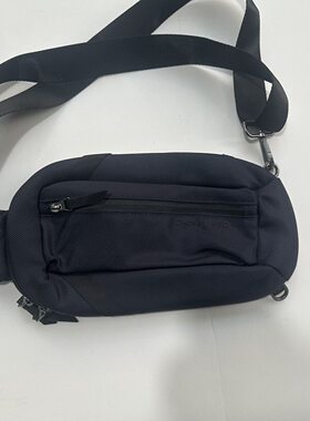 安踏正品 男女同款户外出行简约轻便舒适百搭高品质胸包192427131