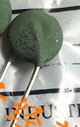 【全新】负温度系数热敏电阻 SCK054 5欧 4A 10MM 突波电流抑制用