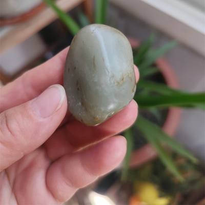 新疆和田玉籽料原石35克