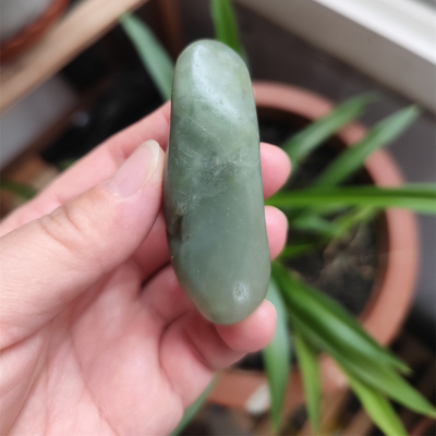 新疆和田玉籽料原石70克