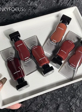 唇唇釉成膜持久冰块泥镜光女透明黧黑掉色不易镜面PinkyFocus水光