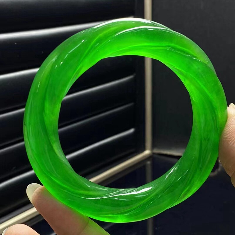 珠宝玉石帝王绿玻璃种翡翠玉手镯子阳绿满绿辣绿麻花女镯福镯玉镯