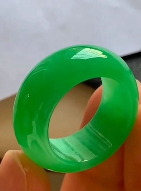 满绿色宽版素圈翡翠男戒指戒圈指环扳指颜色绿厚装种水好底子细腻