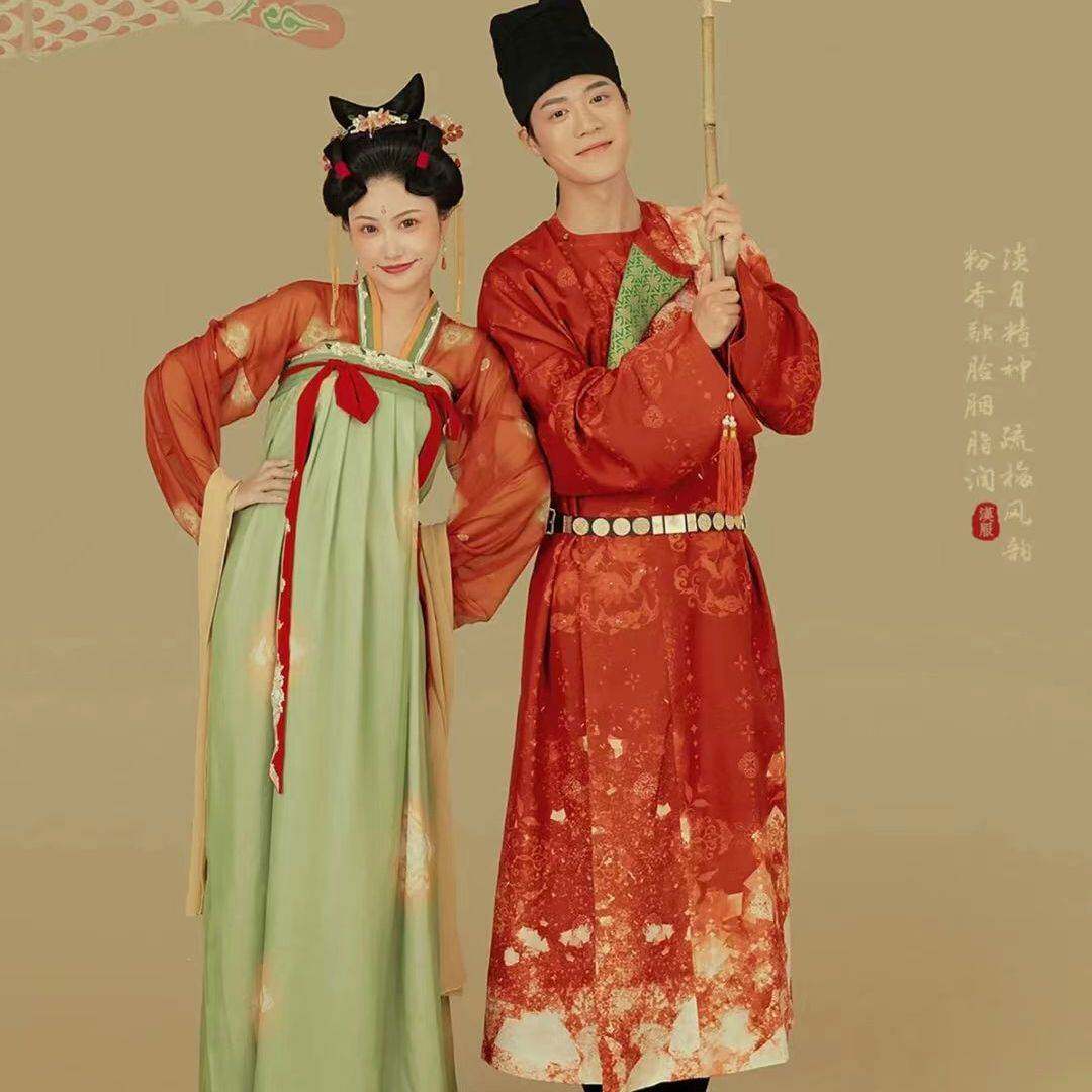 新款孕妇古风室内婚纱照汉服套装