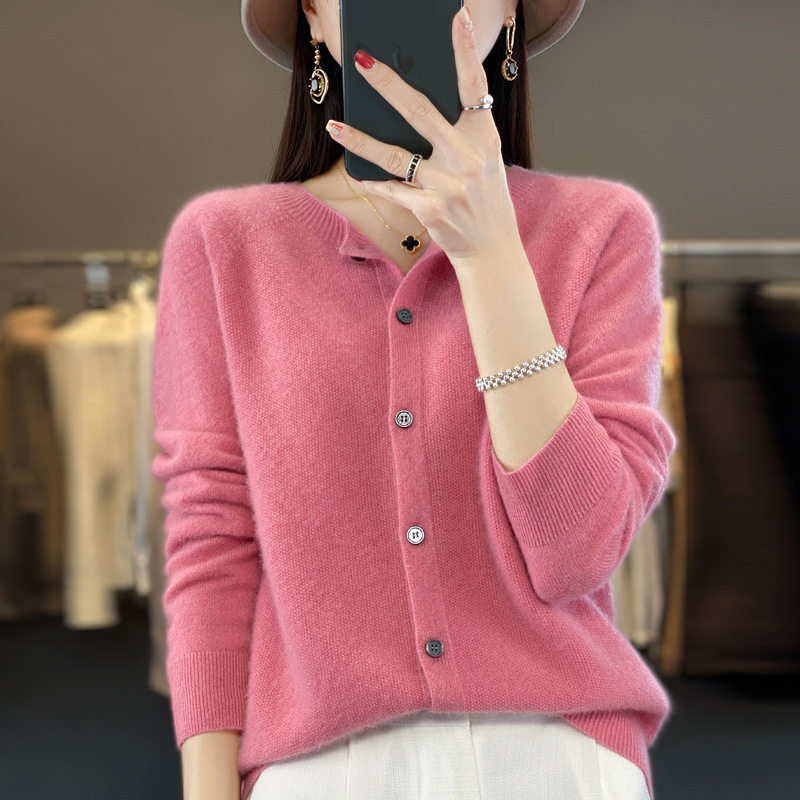 东莞大朗毛衣针织衫清河一线成衣100纯羊毛秋冬女短宽松开衫外套