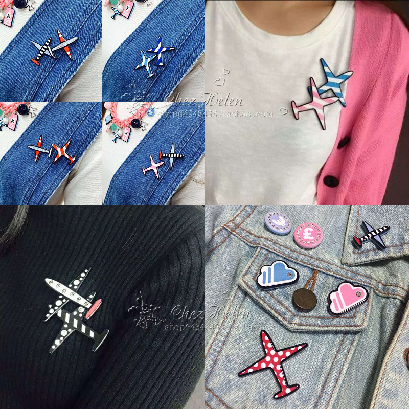 Broche femme AZNAVOUR PARIS en autre - Ref 1175450 Image 1