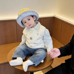 宝宝春季马甲可爱超萌洋气婴儿衣服春秋款韩系穿搭针织背心外穿潮