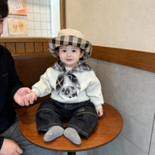 男宝宝分体套装开春秋季装婴幼儿衣服连帽卫衣牛仔裤两件套小月龄