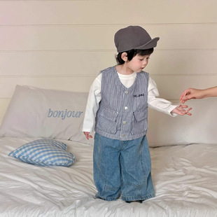 男宝春装2026新款套装婴儿衣服春秋款时尚韩版洋气马甲三件套周岁