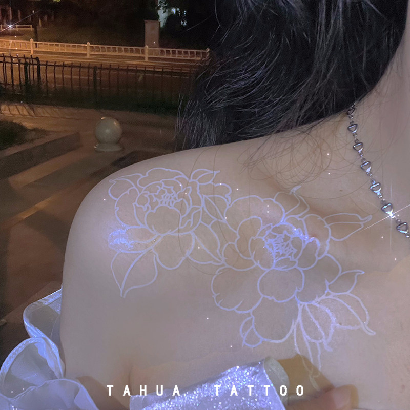 她画 白色素花玫瑰花 彩色纹身贴防水持久女胸口锁骨女士高级贴纸