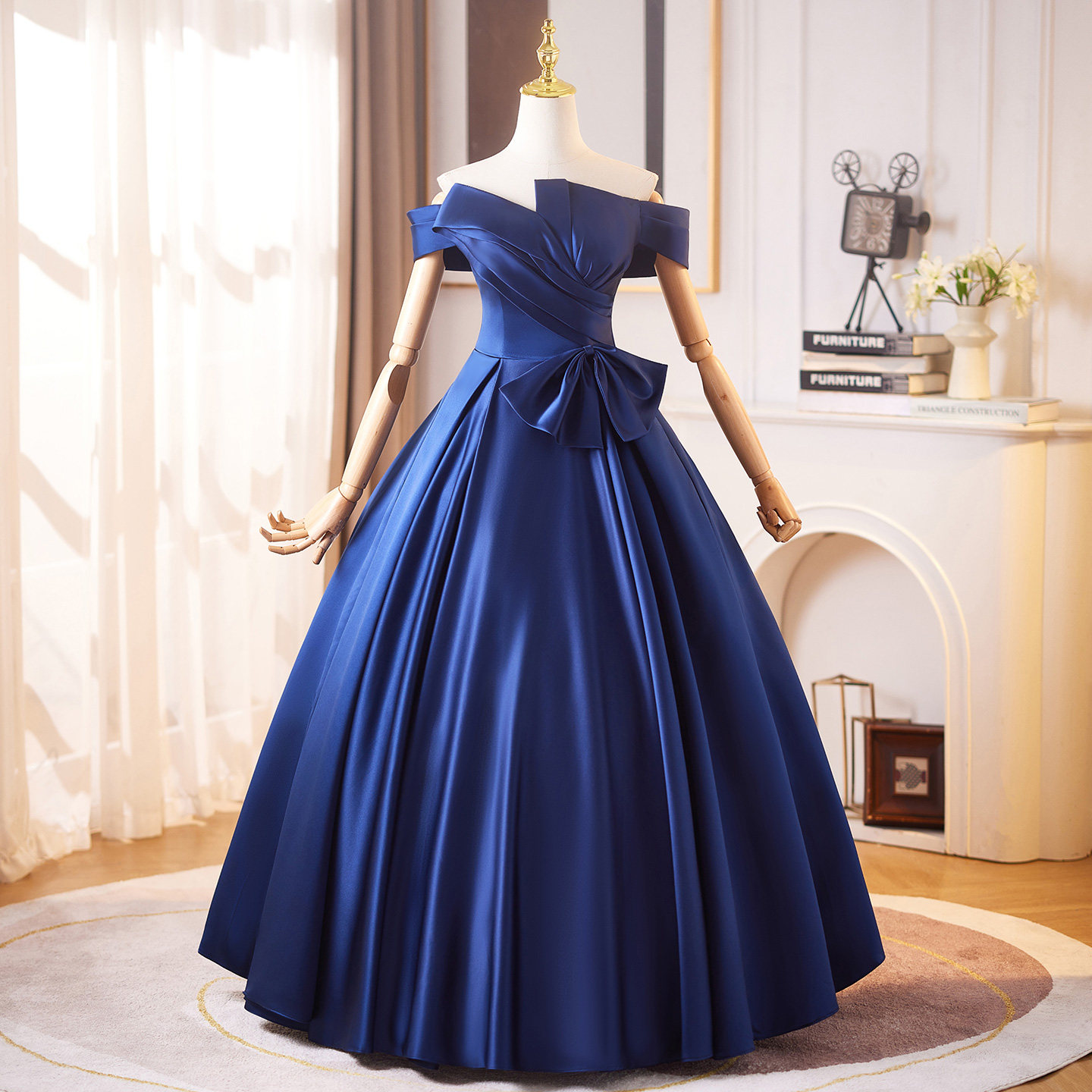 蓝色高级感轻奢小众生日宴会成人礼晚礼服毕业艺考演出钢琴演出服