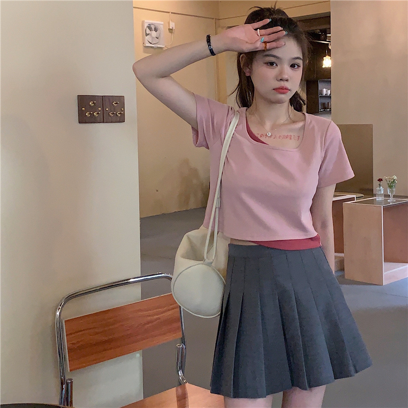 Real price ~ Korean color contrast low round neck short sleeve T-shirt