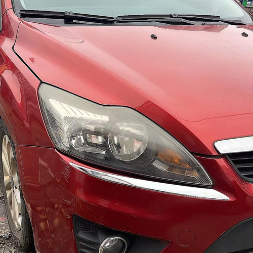 福克斯前大灯眉加装亮条贴电镀