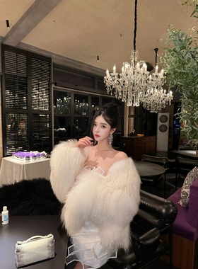 LOCK KK无法抗拒限量华丽娇美滩羊毛皮草毛毛外套新年战袍白色