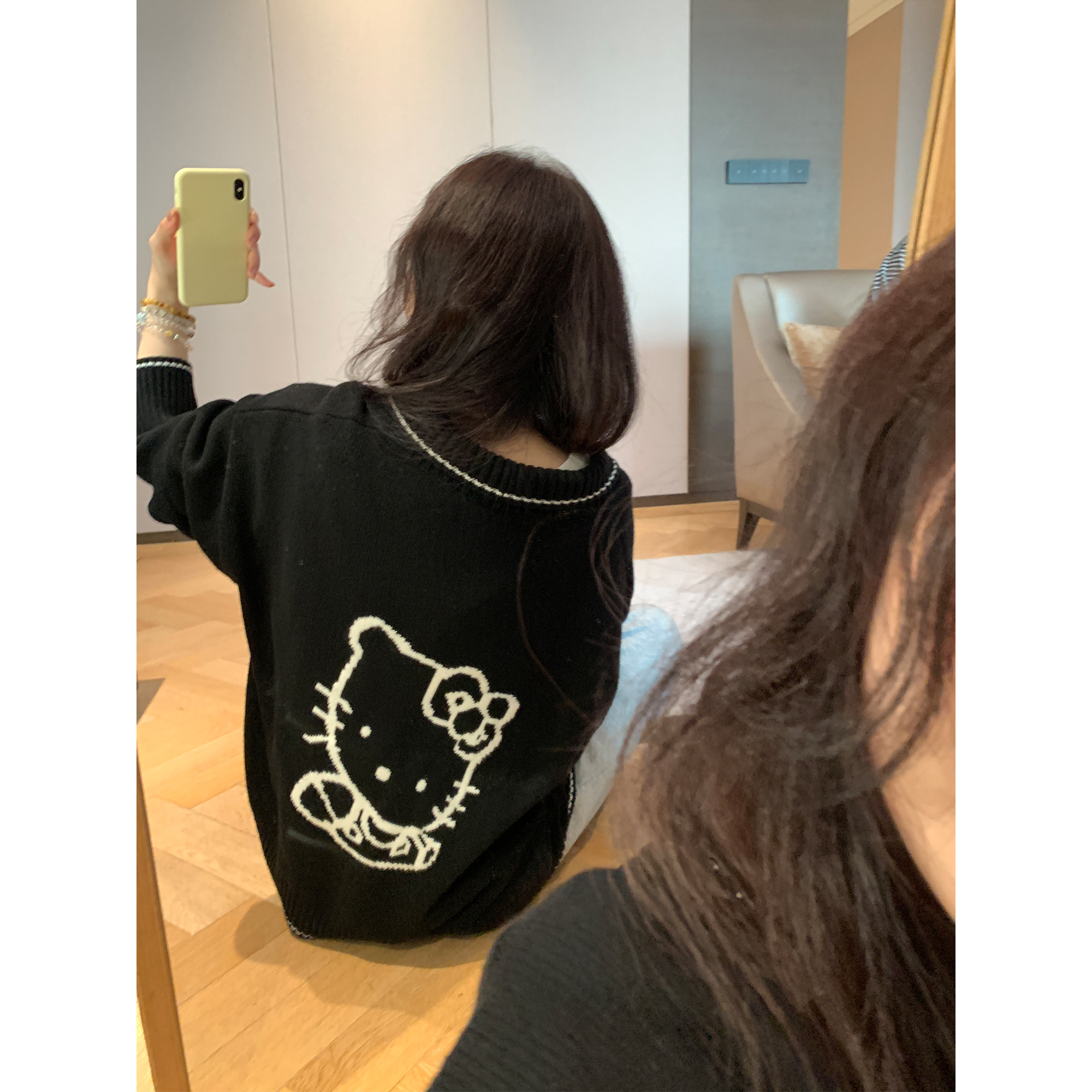 NAZ那子大码秋季绵羊毛时尚开衫胖mm童趣KT宽松慵懒舒适毛衣外套