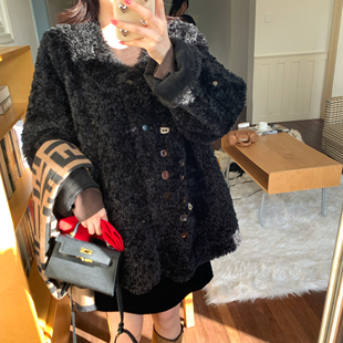 羊卷呢重工皮毛一体保暖外套24 羊卷毛手工制扣外套