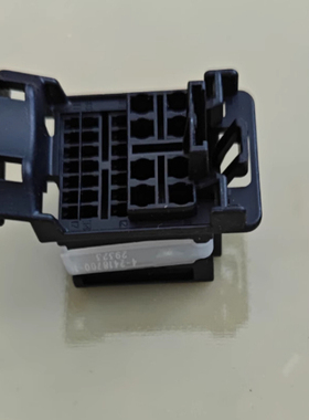 TE泰科29PIN混合动力2418384-1汽车连接器4-2418700-1线束定制