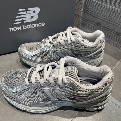 NB减震男女通用系带运动鞋