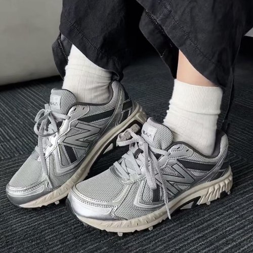 NB男女通用系带运动鞋