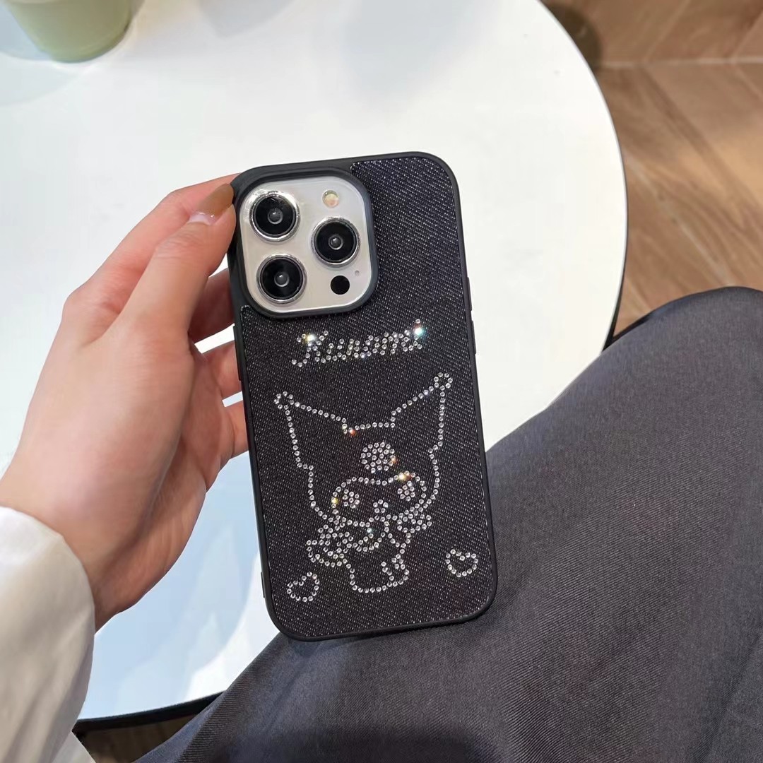 苹果15手机壳iphone15Pro适用12/13/14/15ProMax秋冬牛仔布闪亮钻壳ins库洛米三丽鸥kurom