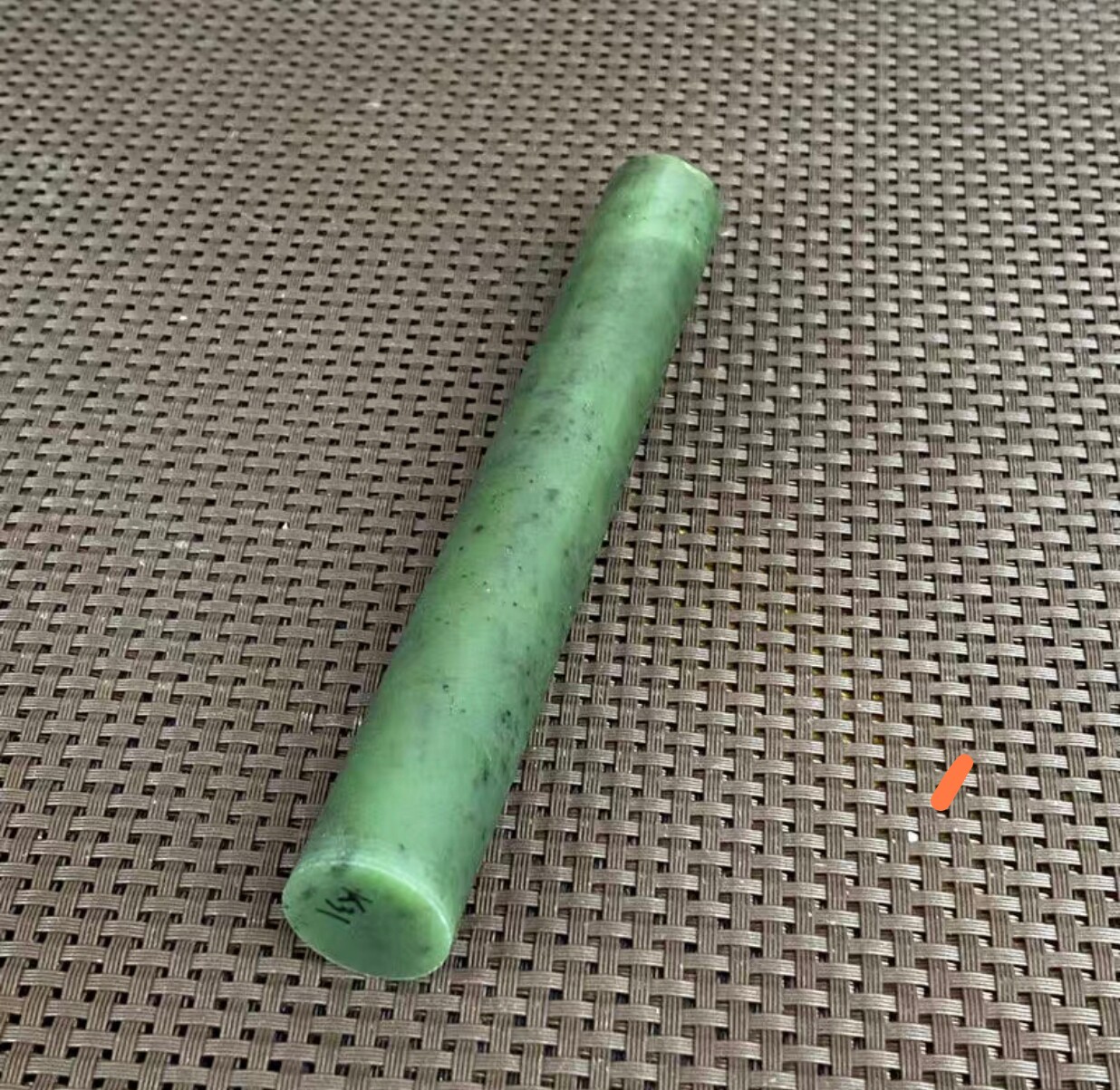 新疆和田玉碧玉山料玉石圆柱原石原料印章笔杆珠子细润促销包邮