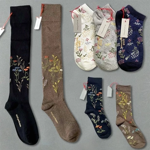 皆川袜子女中筒日本文艺复古花朵短袜森系长筒小腿过及膝ins潮