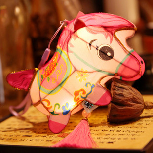 小马驹手提宫灯笼成品 2026马年花灯手国潮发光可爱复古风马灯