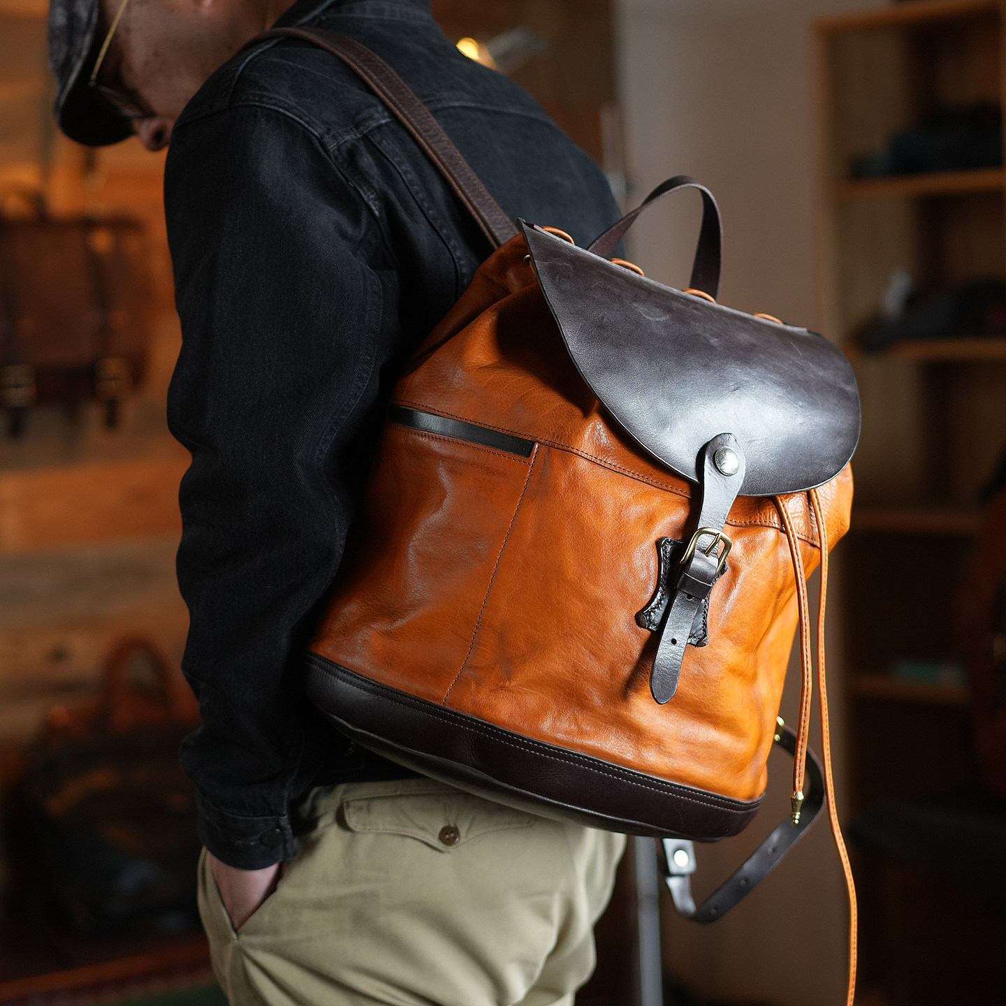 牛爷 美式复古伞兵棕色牛皮拼色双肩包男士休闲大号经典休闲包