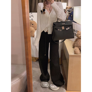 巨显瘦 2.0 微喇休闲裤 卫裤 Yukiss ～ 爆瘦小黑裤