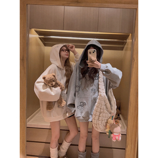 Yukiss 400g刷毛绒套头连帽卫衣外套女秋韩系宽松显瘦博主风上衣