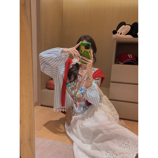 宽松衬衫 蓝色条纹花朵上衣长袖 轻度假感 Yukiss