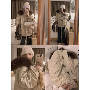 牛角扣派克羽绒服～ 超大貉子毛 鹅绒版 Yukiss