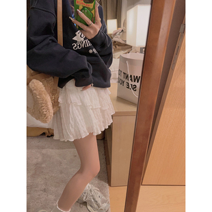 Yukiss 白色蛋糕裙短裙女秋韩系遮肉显瘦显腿长百搭褶皱花边A字裙