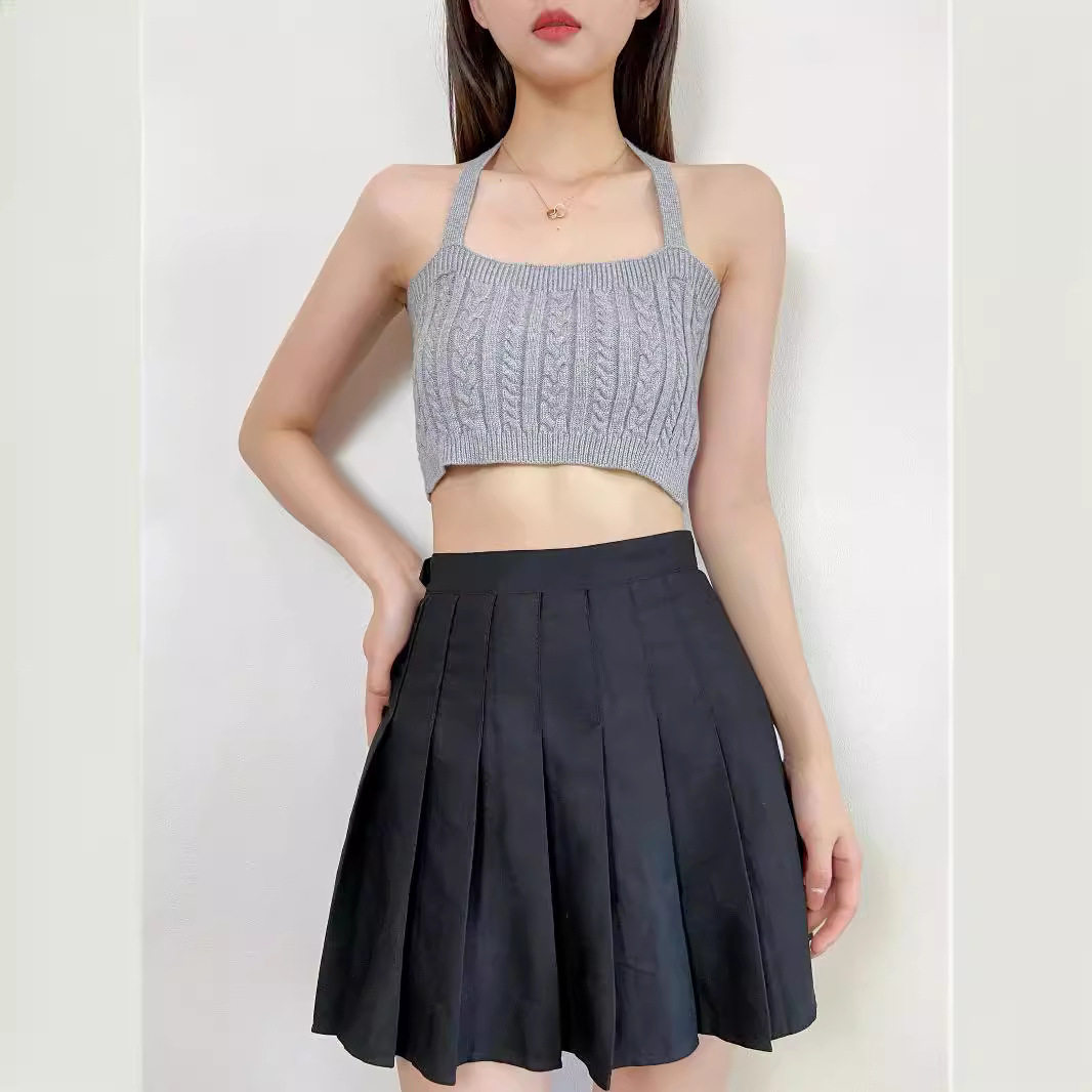 四季百搭新款软糯性感针织挂脖上衣女超短款设计感小众麻花背心
