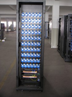 INTELRACK英特锐克数据中心机房冷通道精密列头配电柜工业连接器