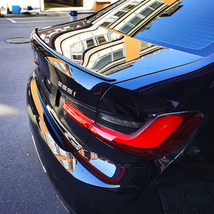 适用23款宝马3系尾翼 320/325LI后尾改装碳纤维纹 新I3耀夜小尾翼