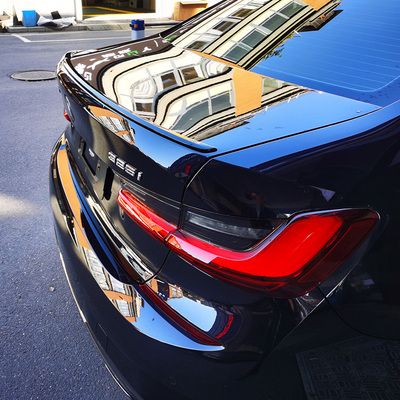 适用23款宝马3系尾翼 320/325LI后尾改装碳纤维纹 新I3耀夜小尾翼