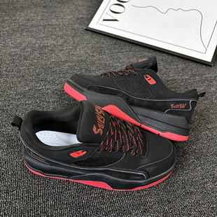 复古黑红色潮流厚底板鞋男鞋2026春季新款小众情侣休闲跑步运动鞋