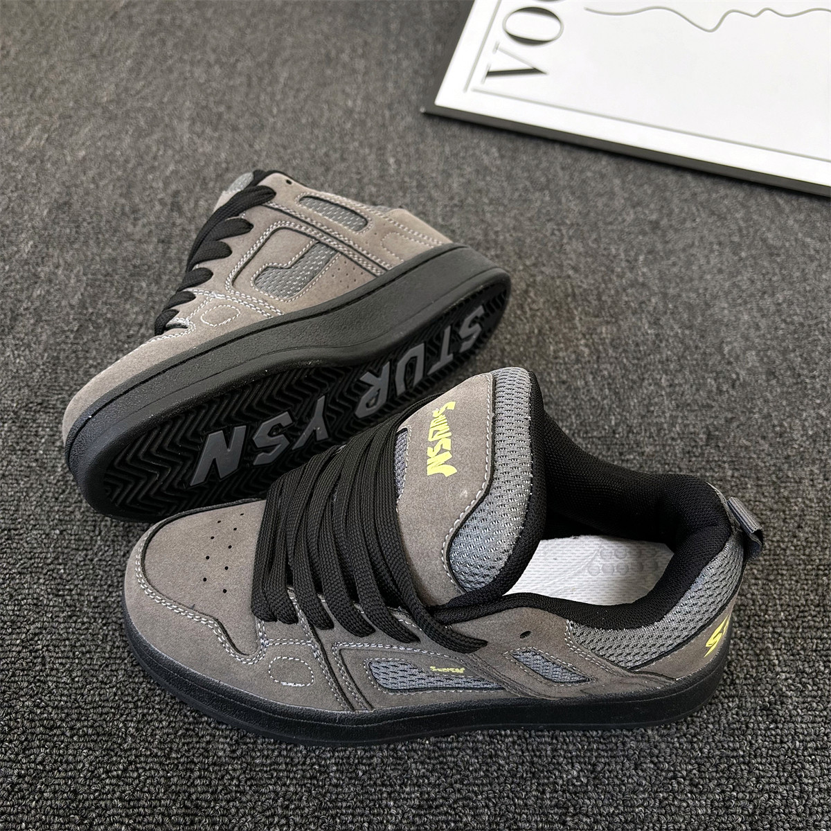 美式复古深灰黑潮流厚底面包鞋2025冬季新款小众百搭休闲板鞋男款,流行男鞋,休闲板鞋,淘宝优惠券,粉丝福利购,淘宝优惠卷