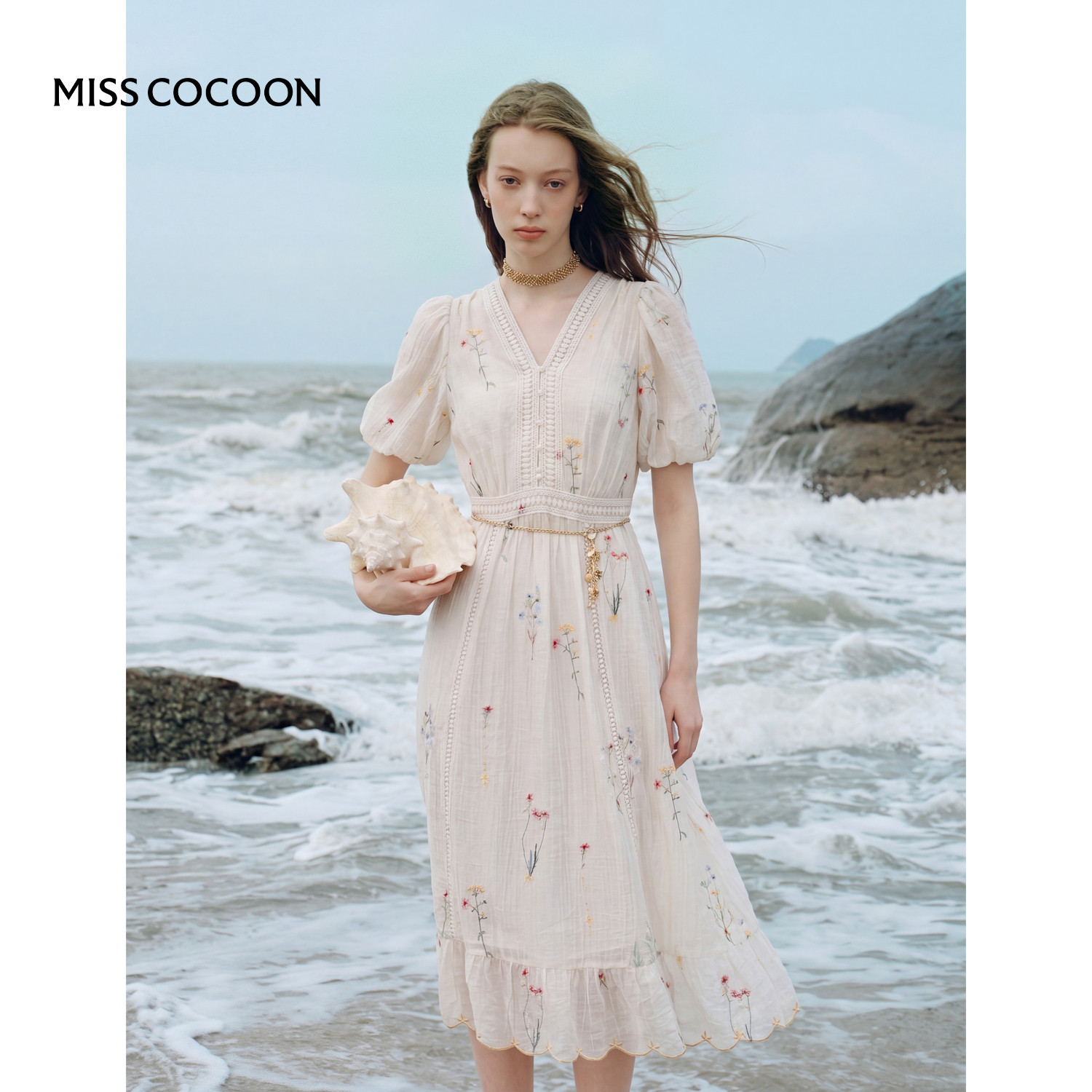 MISSCOCOON可可尼泡泡袖裙子女26夏新款V领莱赛尔大摆连衣裙