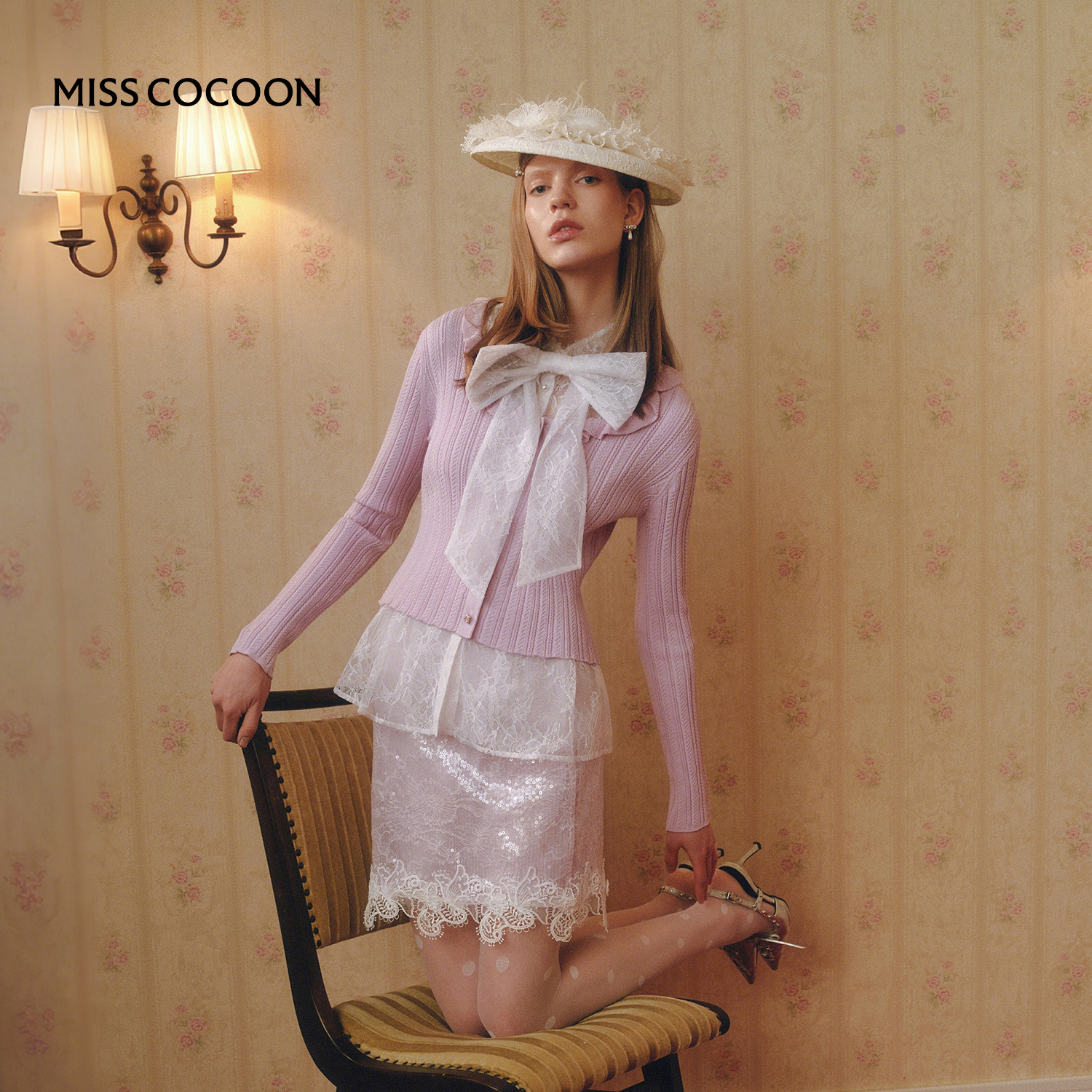 MISSCOCOON可可尼蝴蝶结毛针织衫