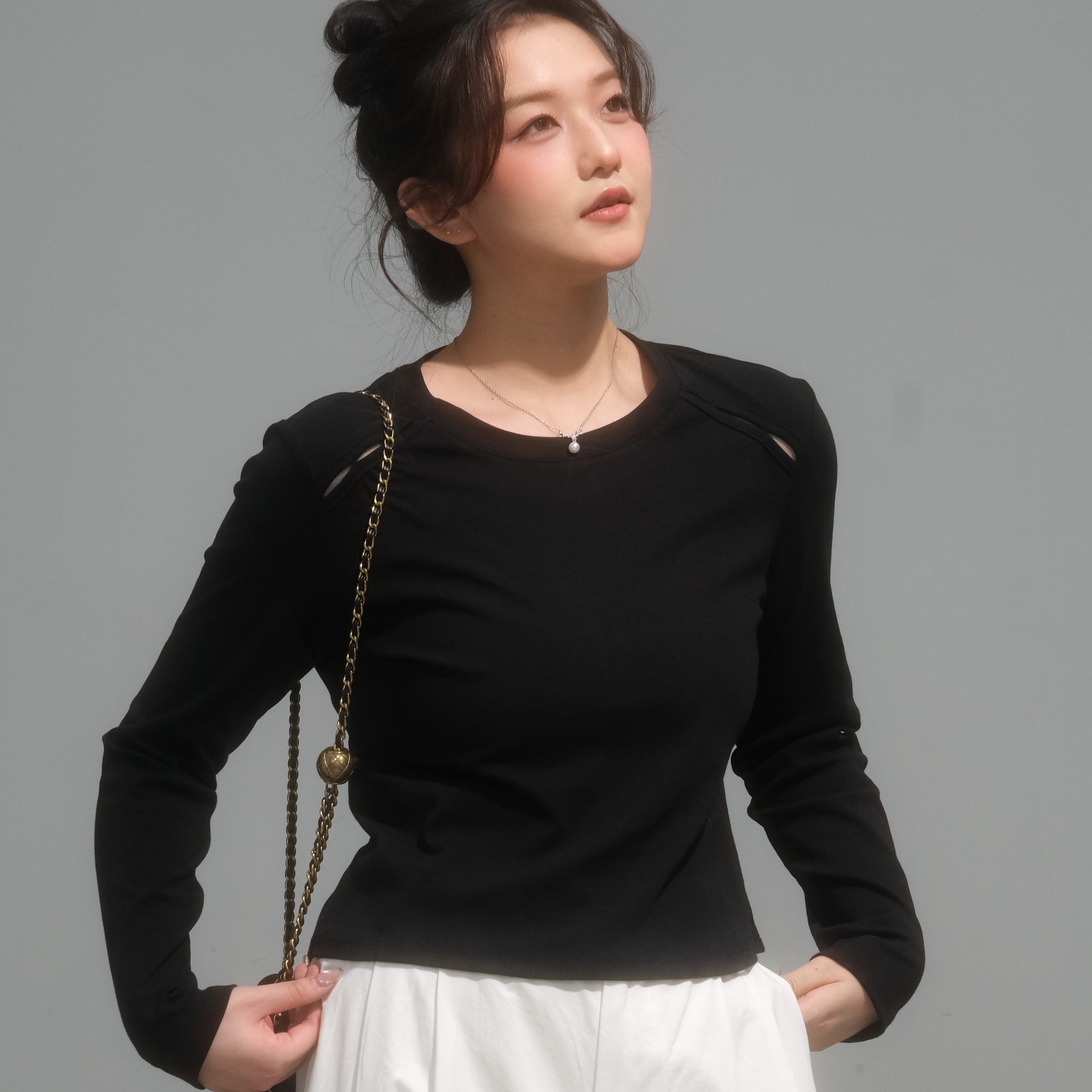 秋季外穿打底衫纯色设计感胖MM正肩显瘦L6873