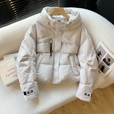 2025冬季新款羽绒服女短款设计感小众宽松连帽工装保暖加厚面包服