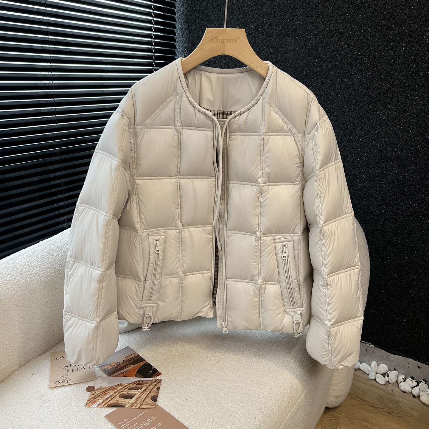 above deck 圆领羽绒服女短款云朵方格高端90白鸭绒2025冬季新款