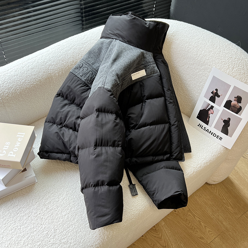 羽绒服女短款2025冬新款今年流行爆款韩版宽松牛仔设计感时尚外套
